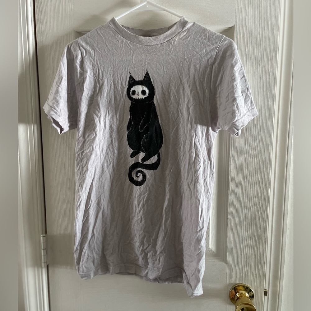 Goth Kitty Graphic Tee 🐈‍⬛